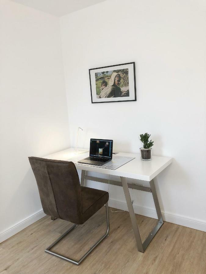 Hugo18 Boardinghouse Appartement Kandel Buitenkant foto